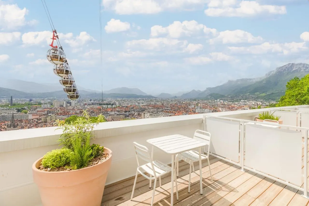 The Babel Community Hotel - Grenoble Bastille Aparthotel