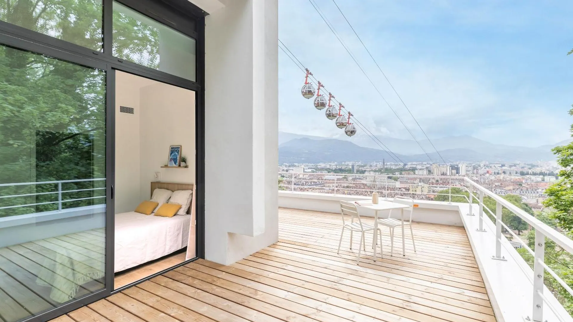 The Babel Community Hotel - Grenoble Bastille France